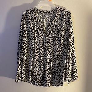 Old Navy leopard blouse